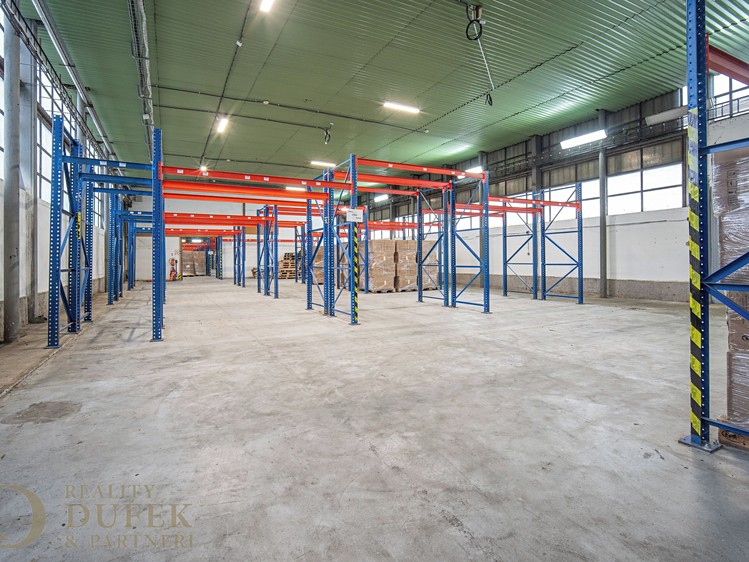 Pronájem skladového prostoru 1 398 m² - foto 3