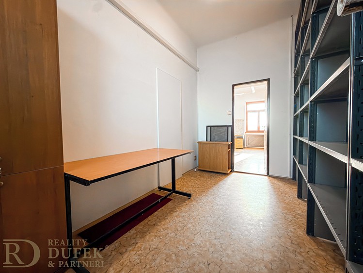 Pronájem kanceláře 34 m² - foto 6