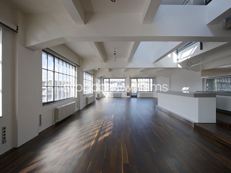 Pronájem kanceláře 456 m² - foto 3