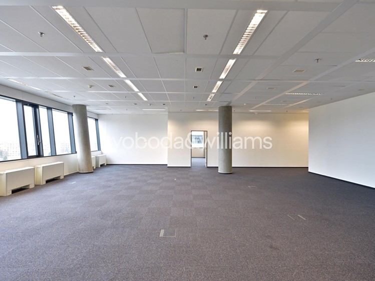 Pronájem kanceláře 1 154 m² - foto 2