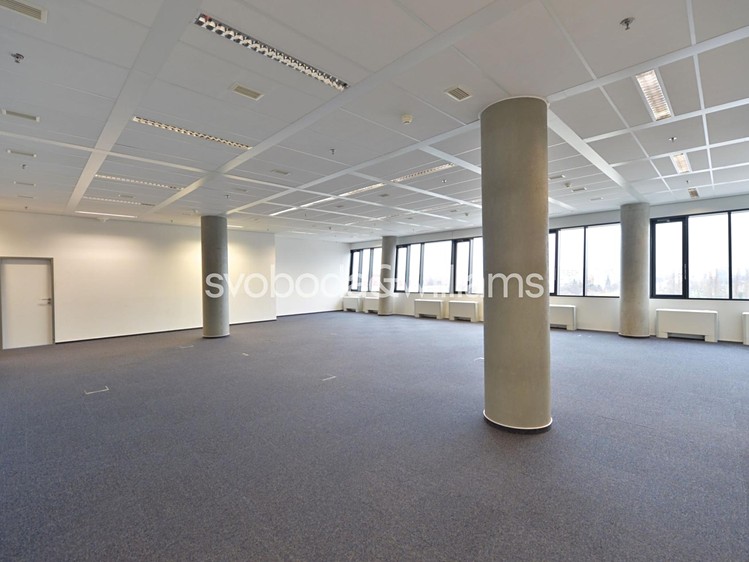 Pronájem kanceláře 1 154 m² - foto 4