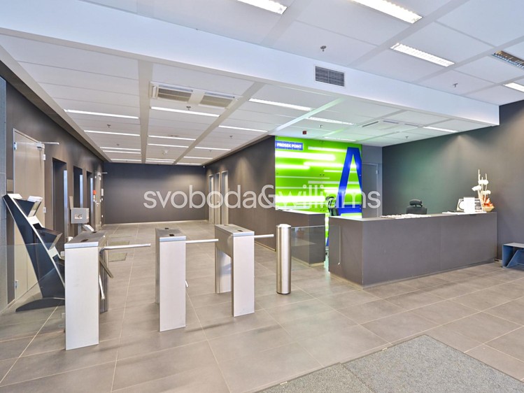 Pronájem kanceláře 839 m² - foto 3