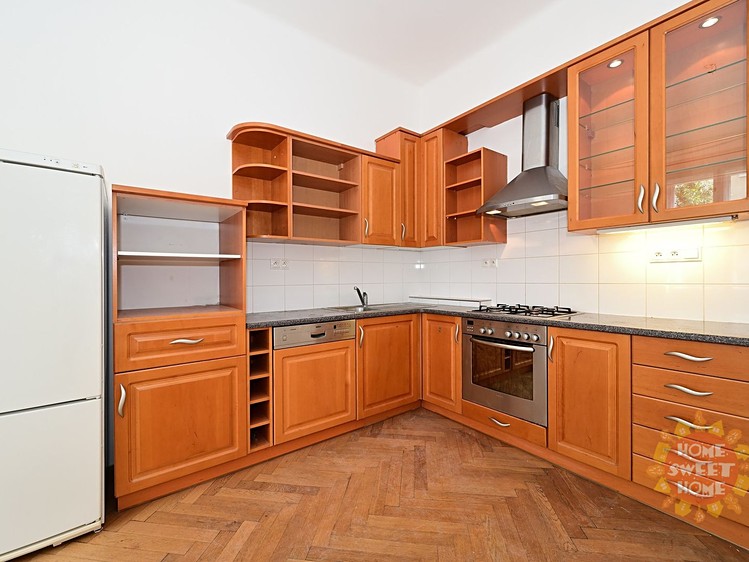 Pronájem kanceláře 139 m² - foto 7