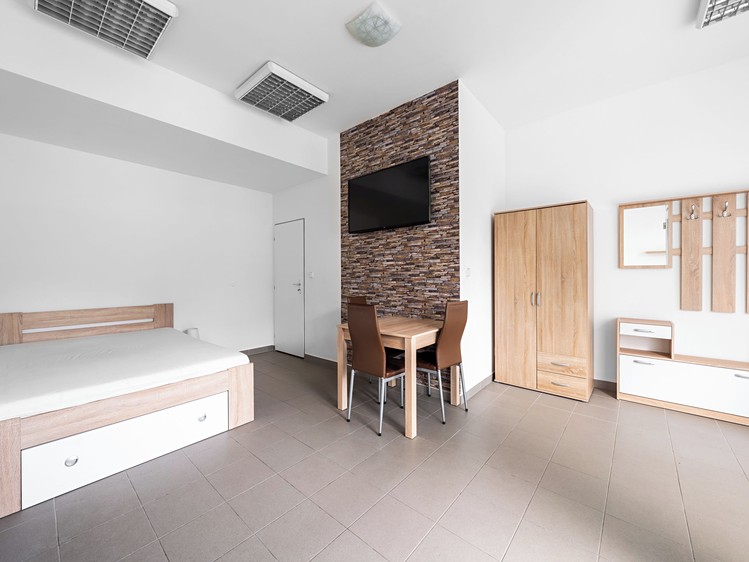 Pronájem obchodního prostoru 40 m² - foto 2