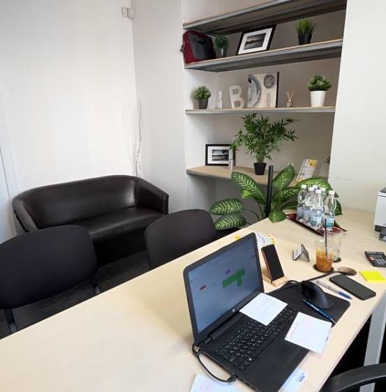 Pronájem kanceláře 20 m² - foto 5