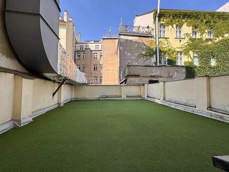 Pronájem kanceláře 20 m² - foto 6