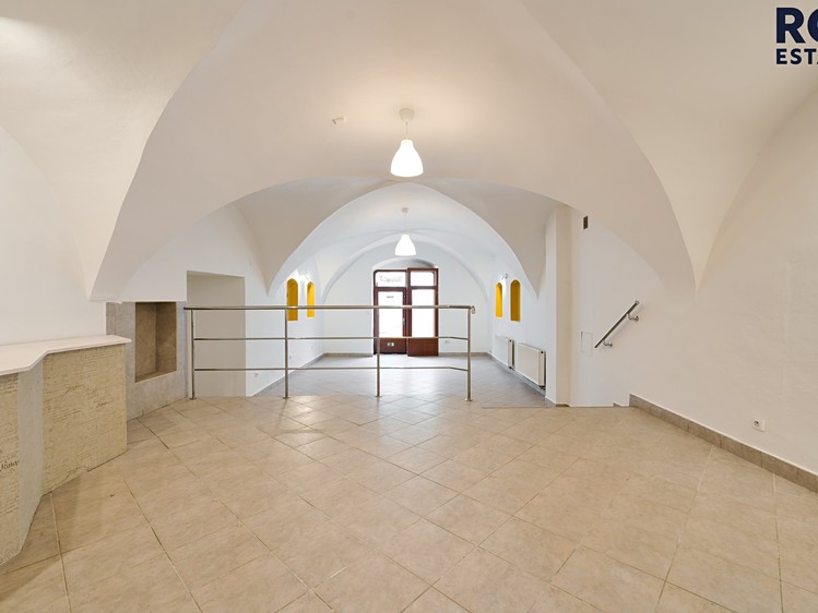 Pronájem obchodního prostoru 82 m² - foto 6