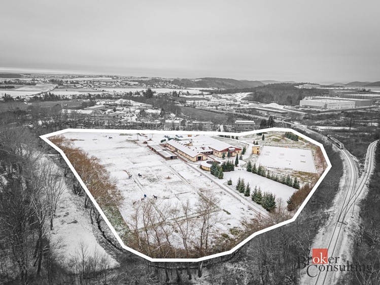 Prodej specifického typu nemovitosti 2 093 m² - foto 3