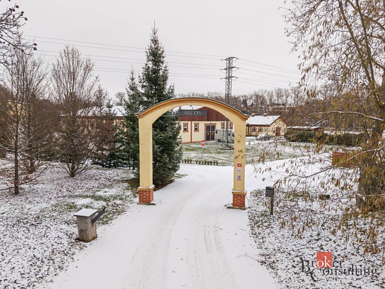 Prodej specifického typu nemovitosti 2 093 m² - foto 5