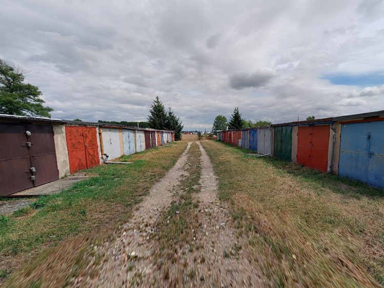 Prodej garáže 18 m² - foto 1