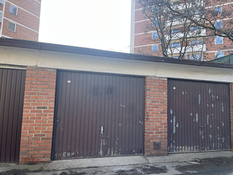 Prodej garáže 18 m² - foto 1