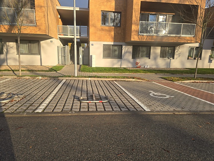 Prodej specifického typu nemovitosti 11 m² - foto 2