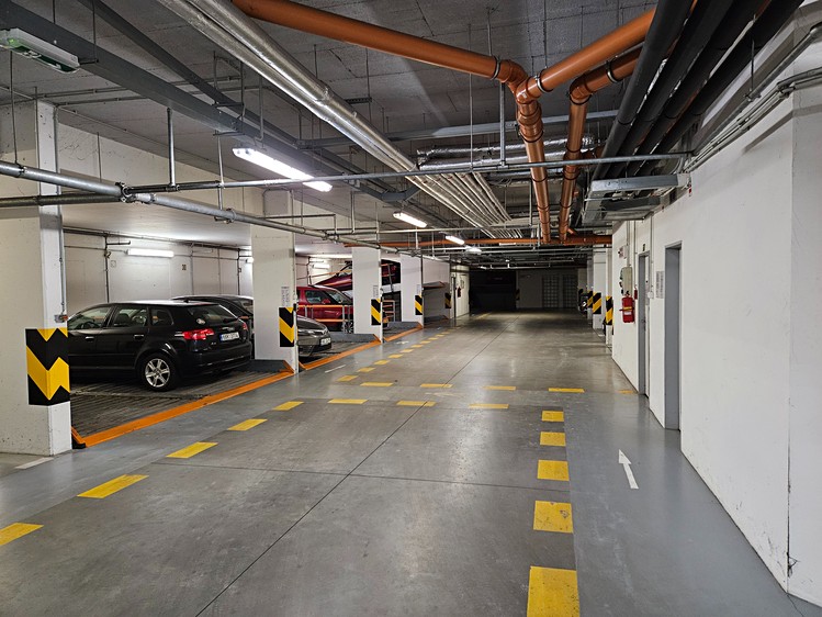 Prodej garážového stání 11 m² - foto 3