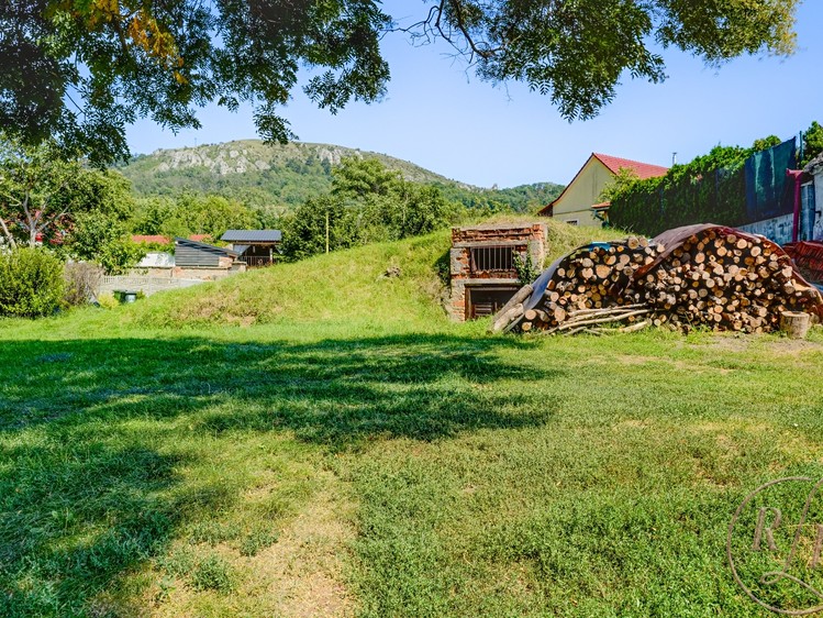 Prodej vinného sklepa 60 m² - foto 1