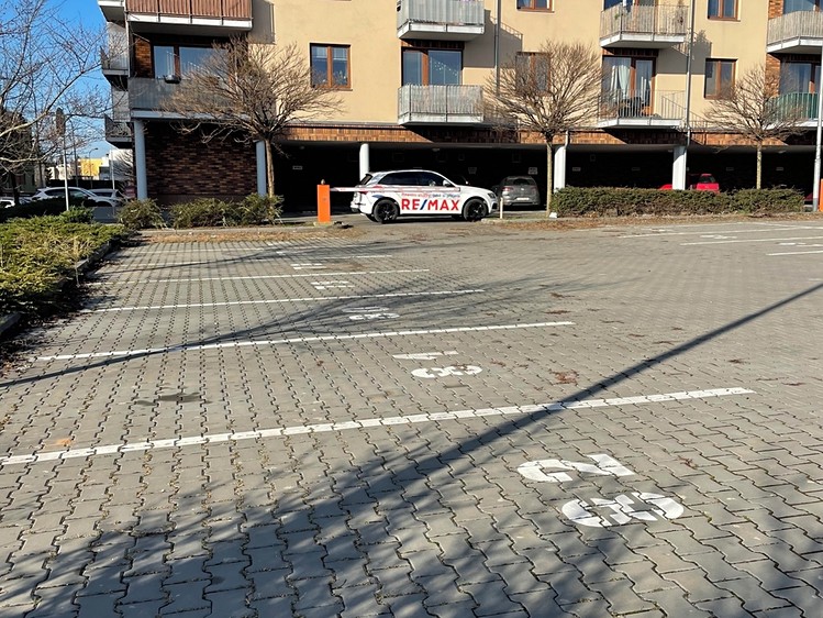 Prodej garážového stání 13 m² - foto 4