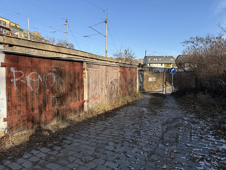 Prodej garáže 18 m² - foto 1