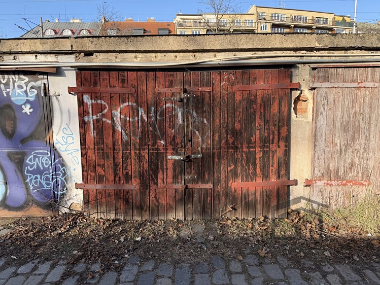 Prodej garáže 18 m² - foto 2