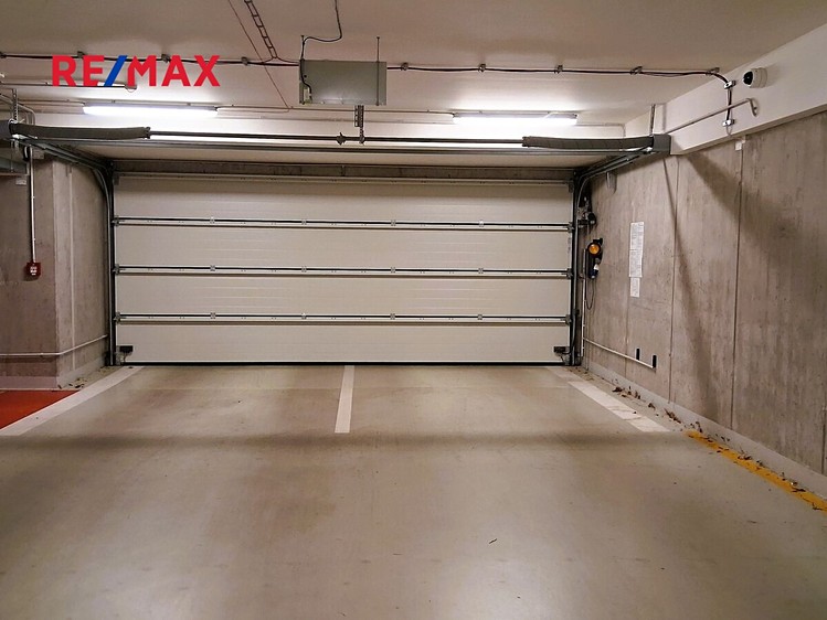 Prodej garážového stání 12 m² - foto 4