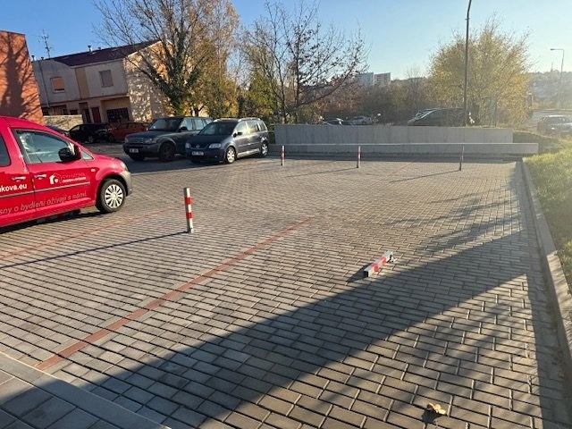 Prodej specifického typu nemovitosti 12 m² - foto 4