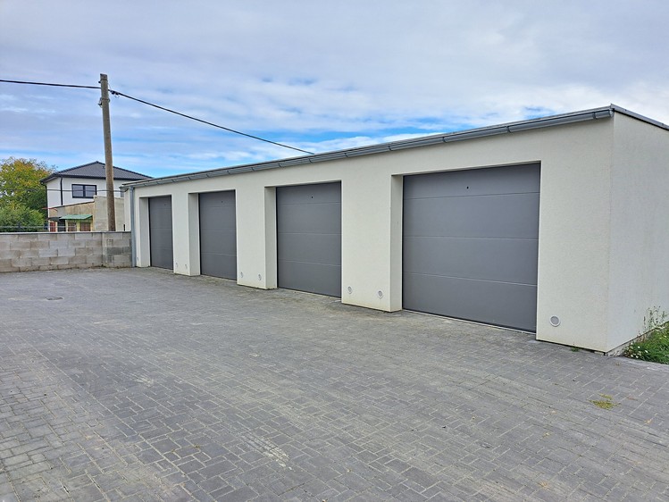 Prodej garáže 20 m² - foto 1