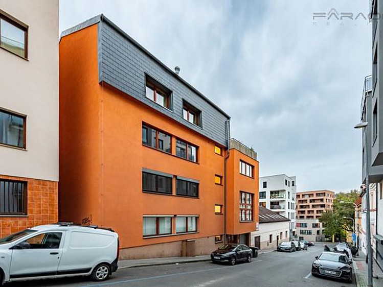 Prodej garáže 13 m² - foto 2