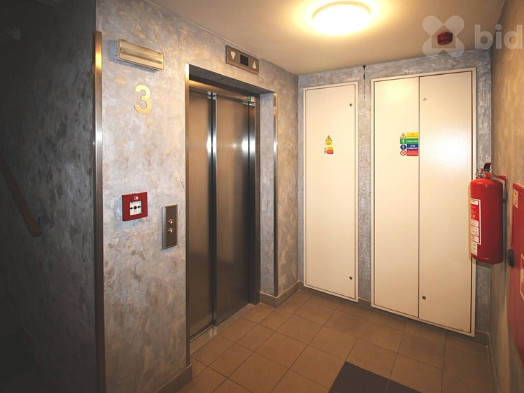 Prodej garážového stání 14 m² - foto 5