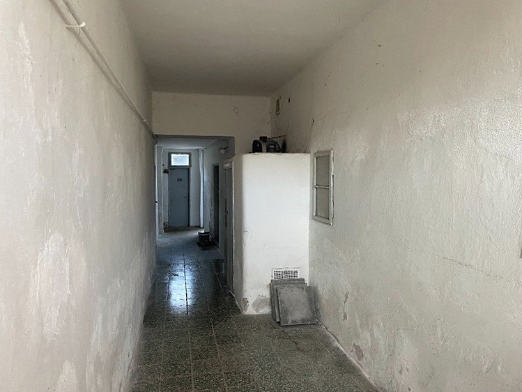 Prodej podílu 1/3 specifického typu nemovitosti 600 m² - foto 4