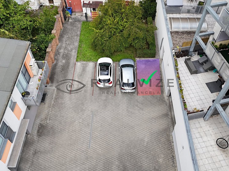 Prodej garážového stání 14 m² - foto 3