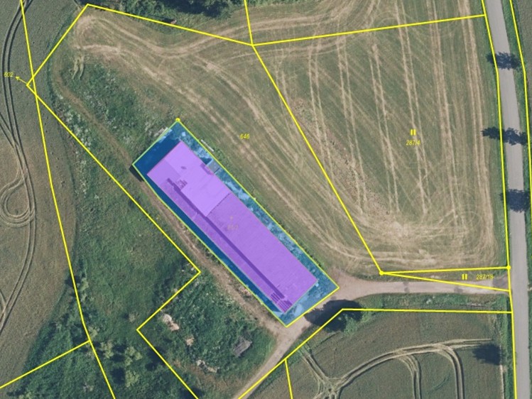 Dražba specifického typu nemovitosti 1 050 m² - foto 3