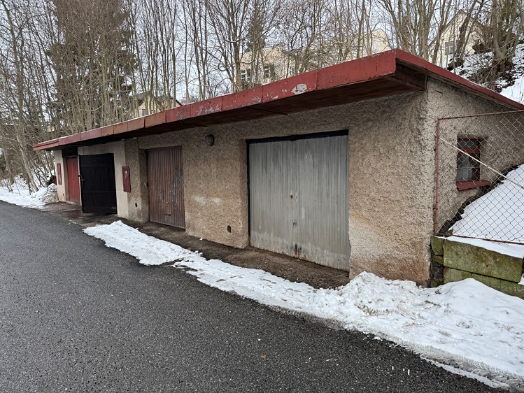 Prodej garáže 25 m² - foto 1