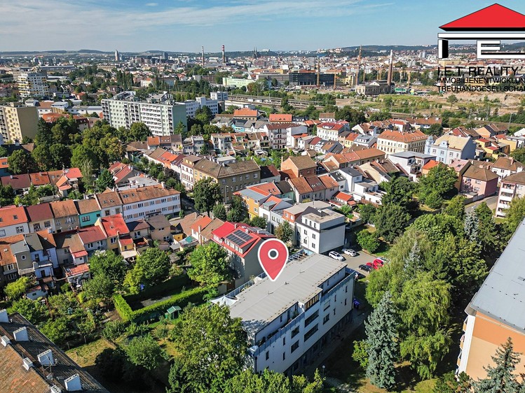 Prodej garážového stání 14 m² - foto 5