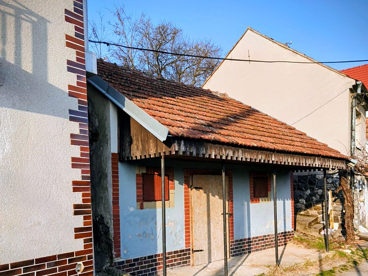 Prodej vinného sklepa 86 m² - foto 1