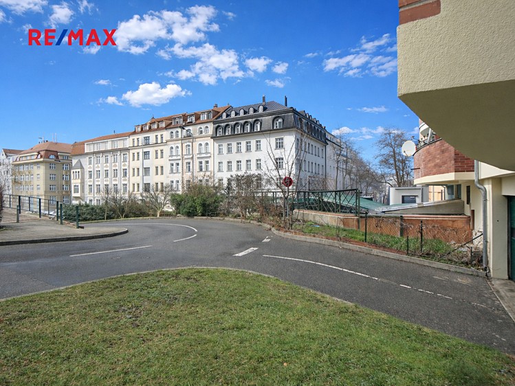 Prodej garážového stání 13 m² - foto 2
