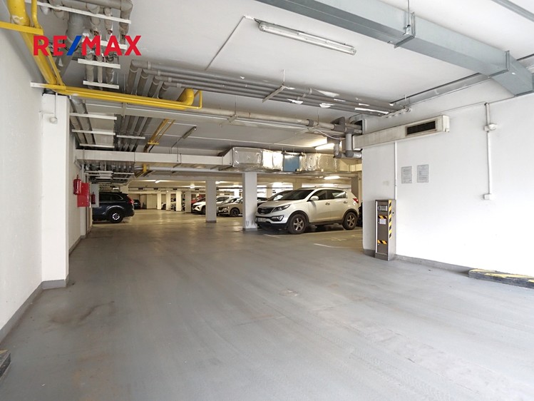 Prodej garážového stání 13 m² - foto 4