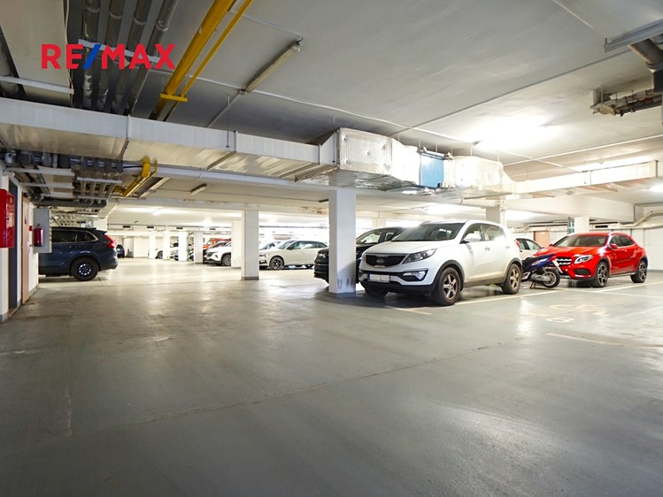 Prodej garážového stání 13 m² - foto 5