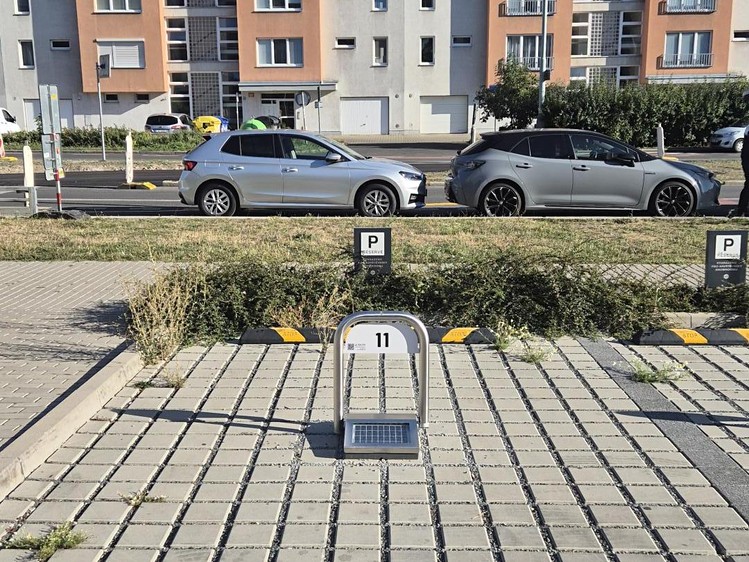 Prodej garážového stání 13 m² - foto 3