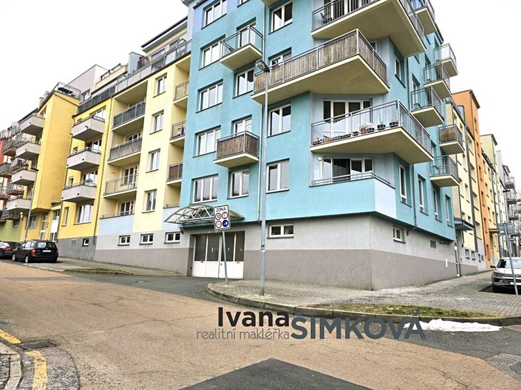 Prodej garážového stání 12 m² - foto 3