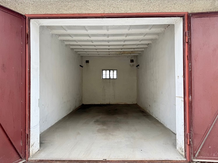 Prodej garáže 18 m² - foto 2