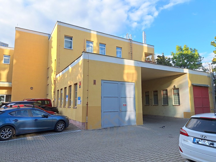 Prodej garáže 14 m² - foto 1