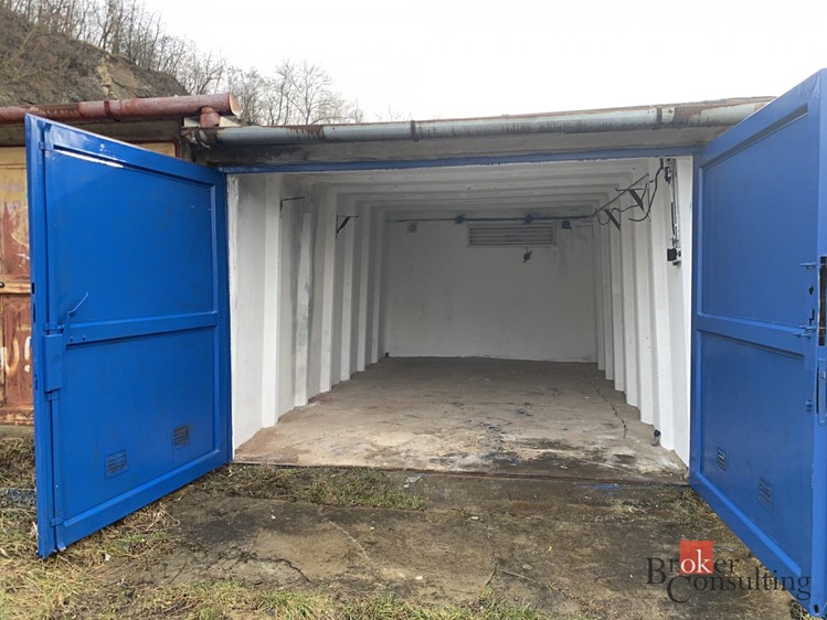 Prodej garáže 19 m² - foto 1