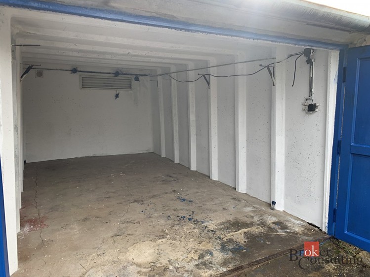 Prodej garáže 19 m² - foto 2