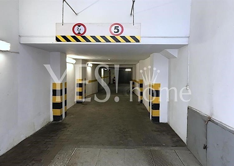 Pronájem garážového stání 13 m² - foto 3