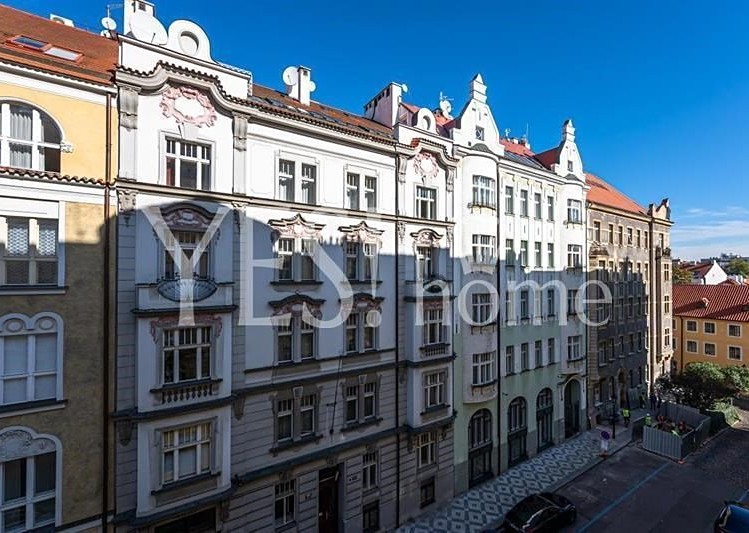 Pronájem garážového stání 13 m² - foto 6
