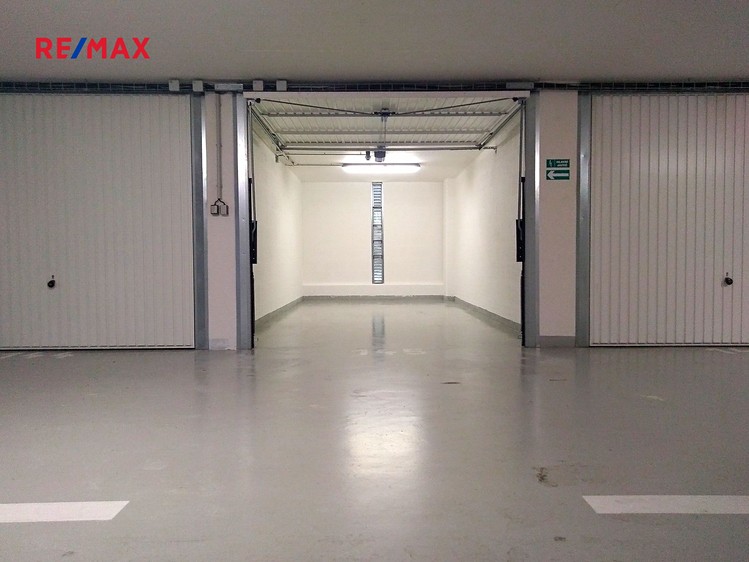 Pronájem garáže 17 m² - foto 1