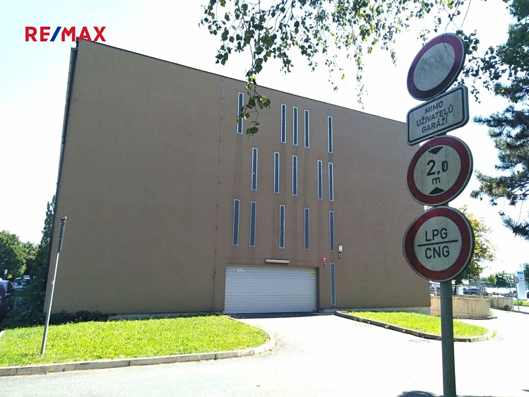 Pronájem garáže 17 m² - foto 2