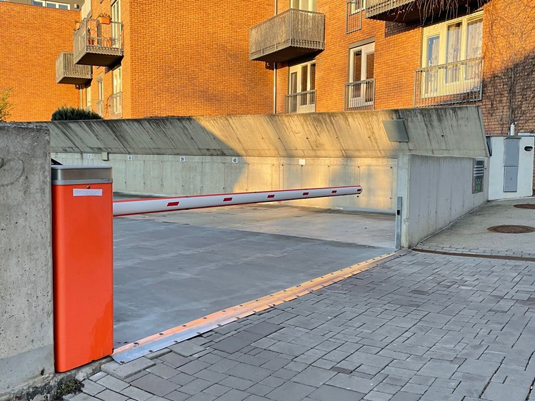 Pronájem garážového stání 12 m² - foto 6