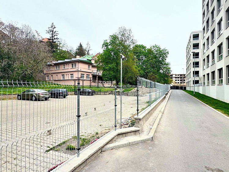 Pronájem garážového stání 12 m² - foto 5