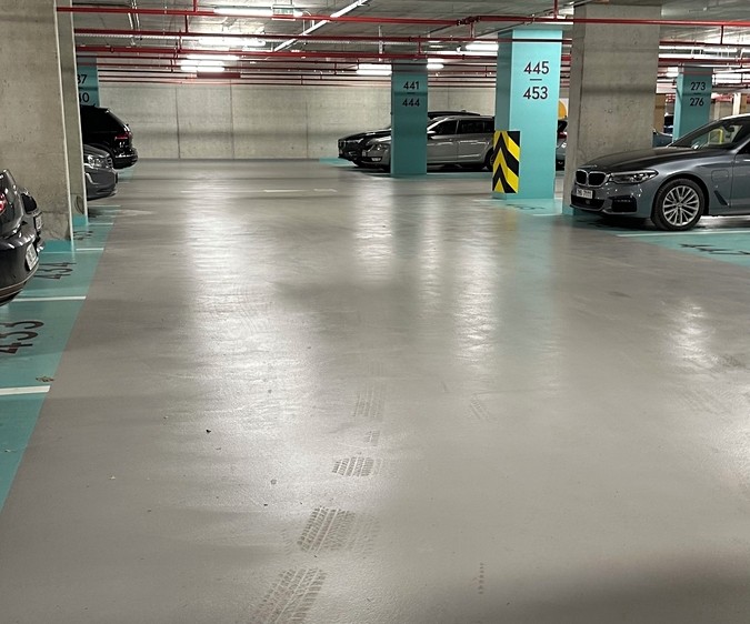 Pronájem garážového stání 12 m² - foto 2