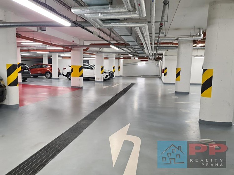 Pronájem garáže 18 m² - foto 3