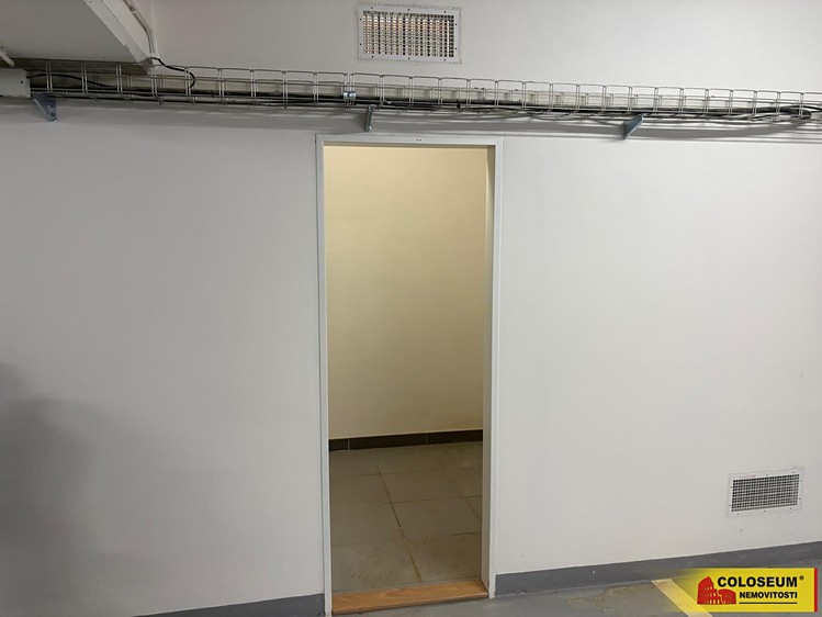 Pronájem garáže 15 m² - foto 5
